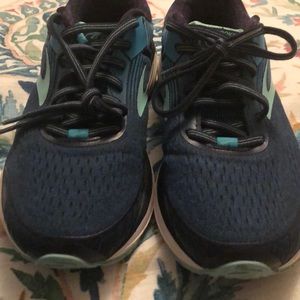 BROOKS Women's Adrenaline GTS 18